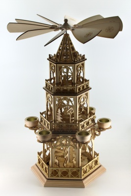 Drechslerei Hübner Erfurt - Bereich Weihnachts Dekoration - Weihnachts-Pyramide mit 3 Ebenen 60cm